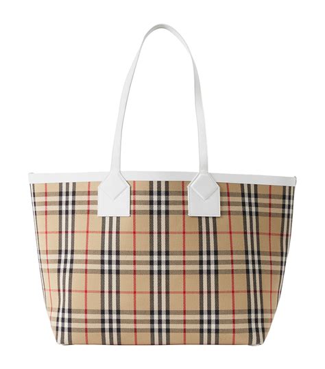 burberry london bags sale|Altro.